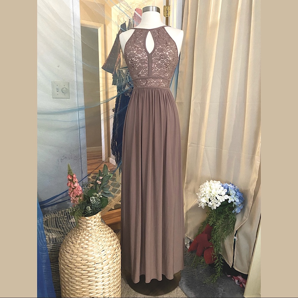 NWT Formal Gown - Picture 1 of 13